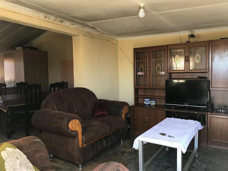 3 Bedroom Property for Sale in Bochabella Free State